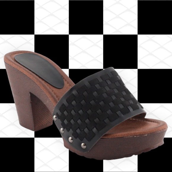 Nature Breeze Shoes - Nature Breeze Black Woven Wood Chunky Block Peep Toe Clog Mule Heeled Clogs